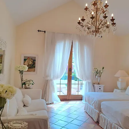 Villa Noctua Luxury Paraiso 001 *