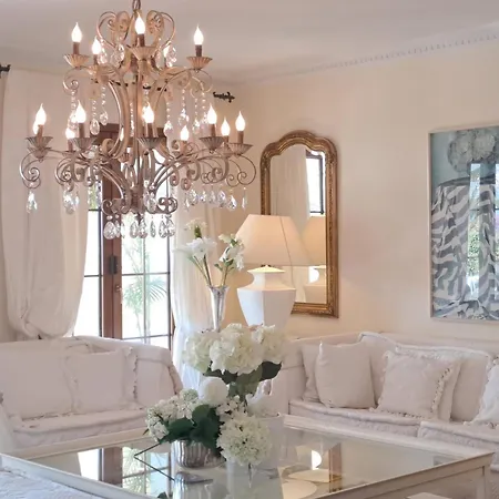 Вилла Noctua Luxury Paraiso 001 *