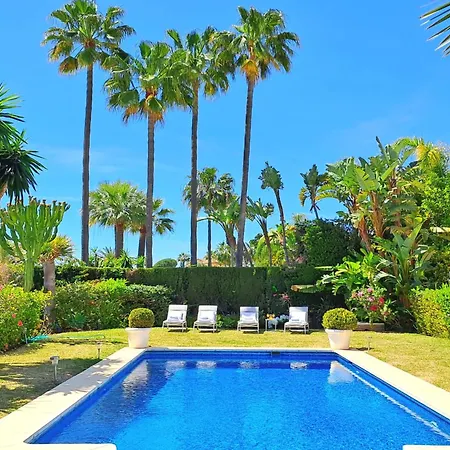 Βίλα Noctua Luxury Paraiso 001 *