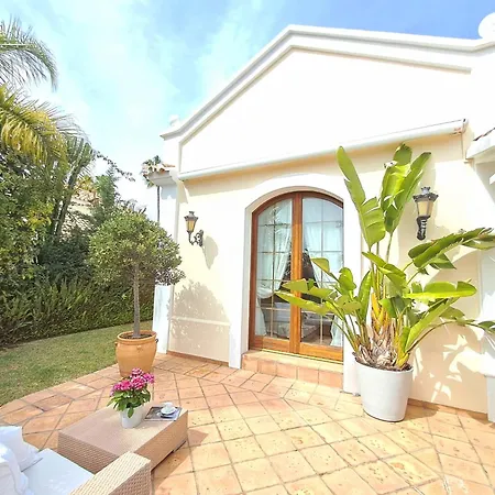 فيلة Noctua Luxury Paraiso 001 إِستيبونا