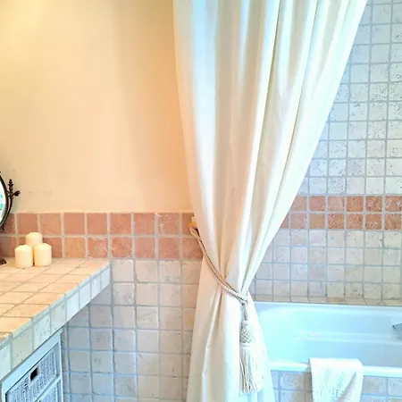 ヴィラ Noctua Luxury Paraiso 001 エステポナ