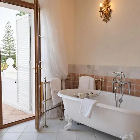 Villa Noctua Luxury Paraíso 001 *