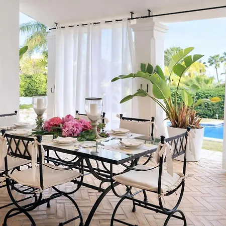 ヴィラ Noctua Luxury Paraiso 001